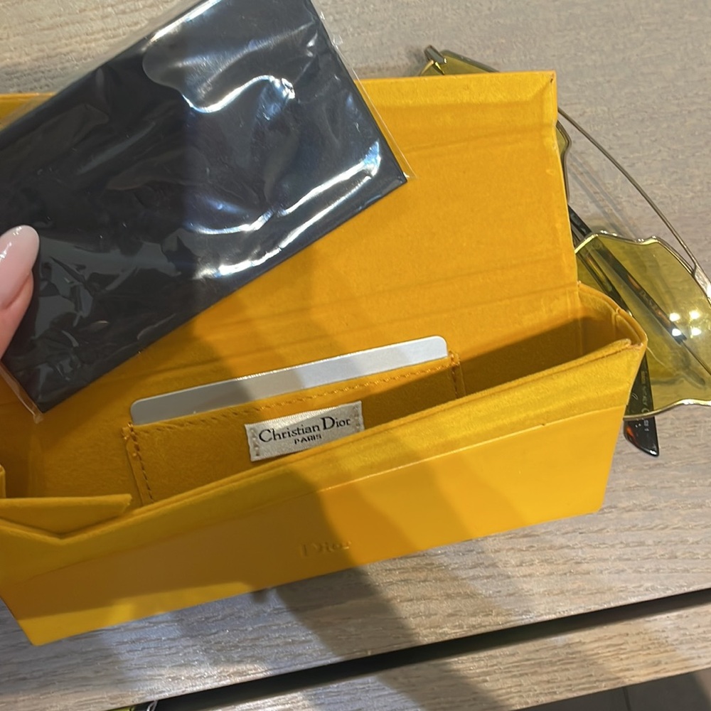 Dior SoReal Sunglasses - Picture 2 of 7